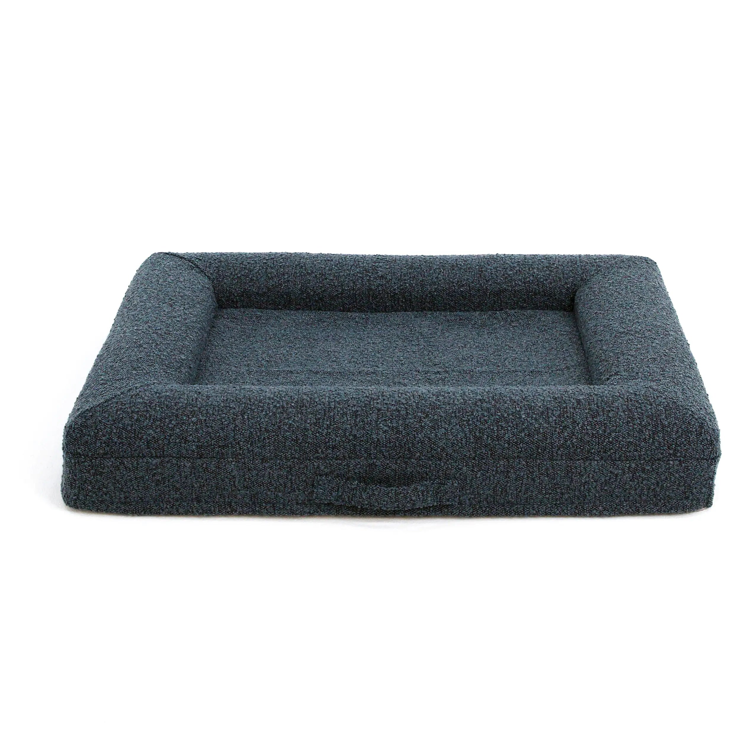 Medium Luxury Bouclé Orthopedic Bluewater Dog Bed (Ocean Blue)